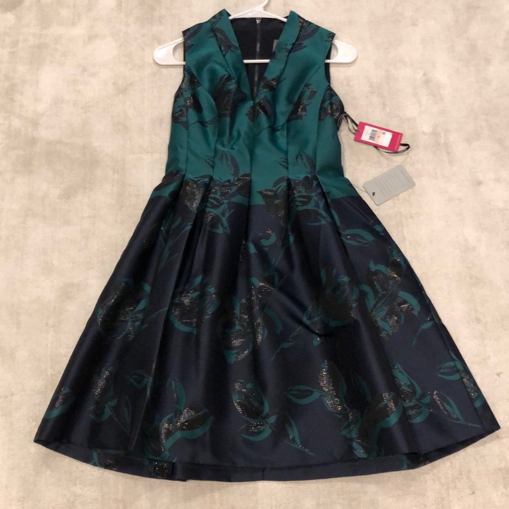 NWT Vince Camuto cocktail dress